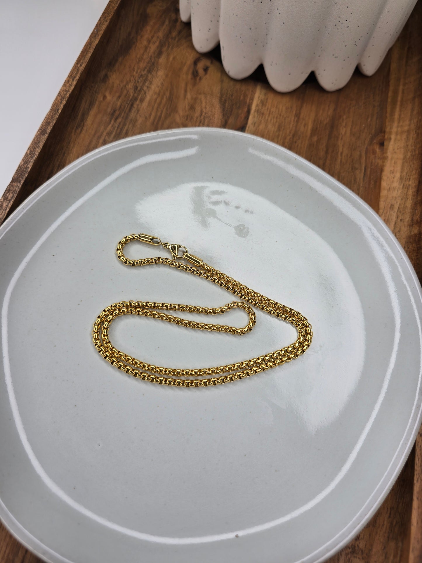 Box chain necklace